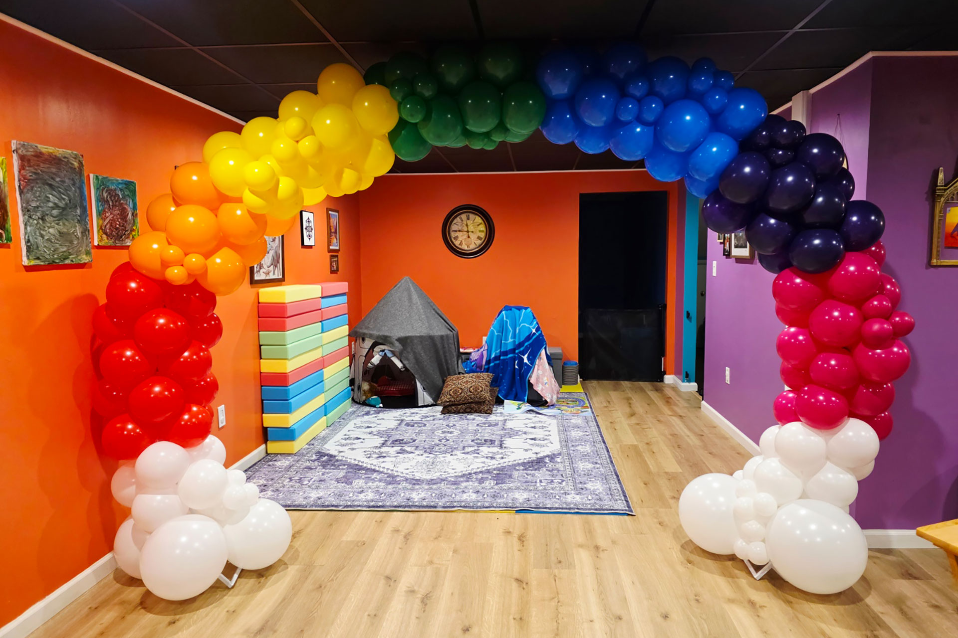 Charleston Charm Balloons and Decor