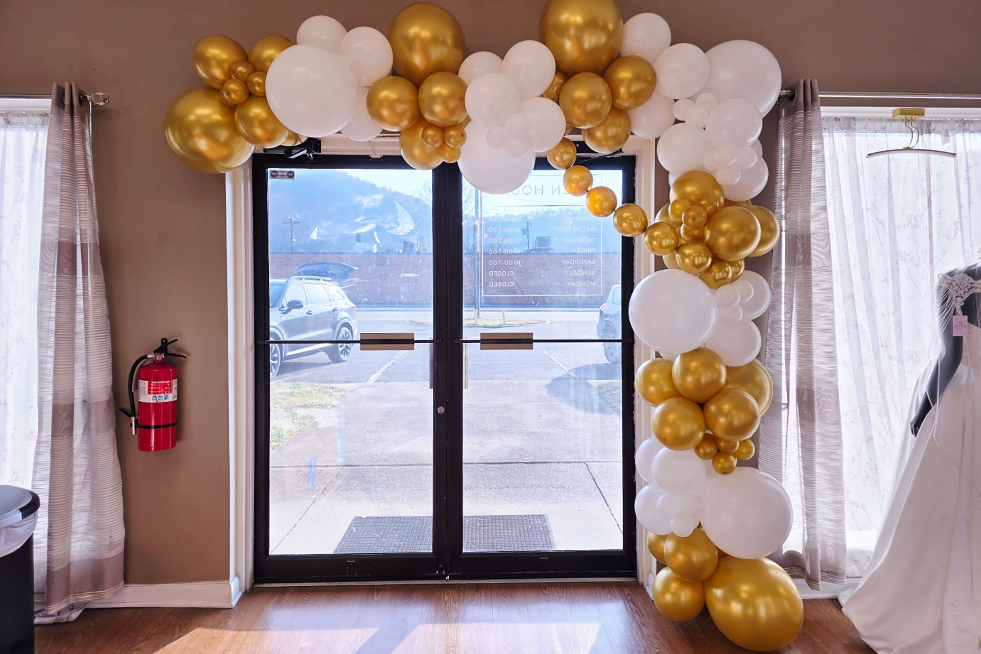 Charleston Charm Balloons and Decor